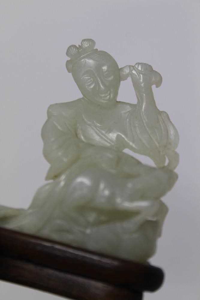 Good Chinese carved jade figure, together with a carved jade bi-disc - Image 10 of 28