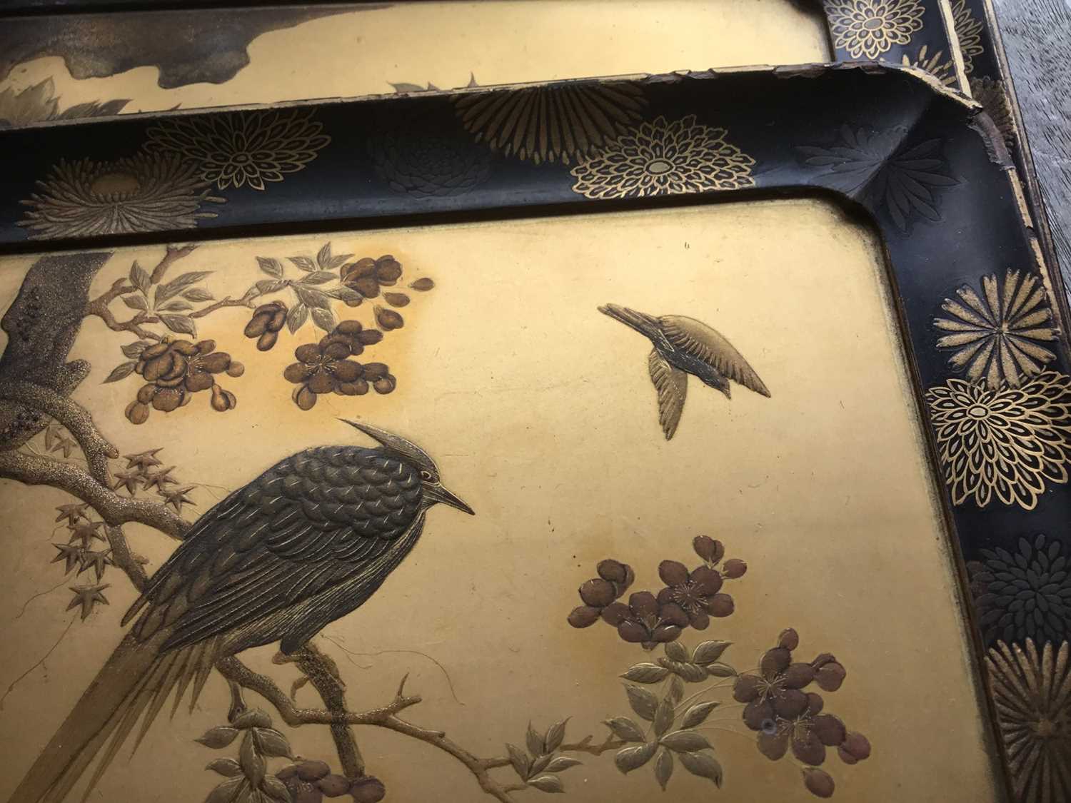 Set of three 19th Century Japanese lacquered trays - Image 3 of 15