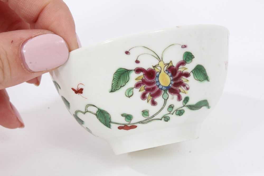 A Worcester coffee cup, a tea cup, a tea bowl in the Hibiscus pattern, and two Royal Lily pattern la - Image 8 of 13