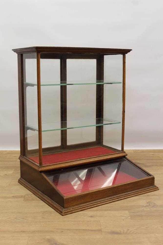 Eearly 20th century mahogany shops display table top cabinet, bearing retailers plaque for O. C. Haw