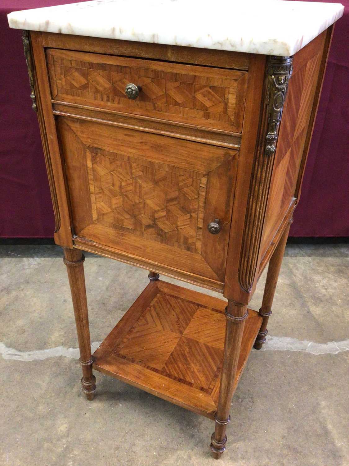 Early 20th century French parquetry bedside cupboard with marble top and unusual ceramic liner fitte - Image 5 of 7