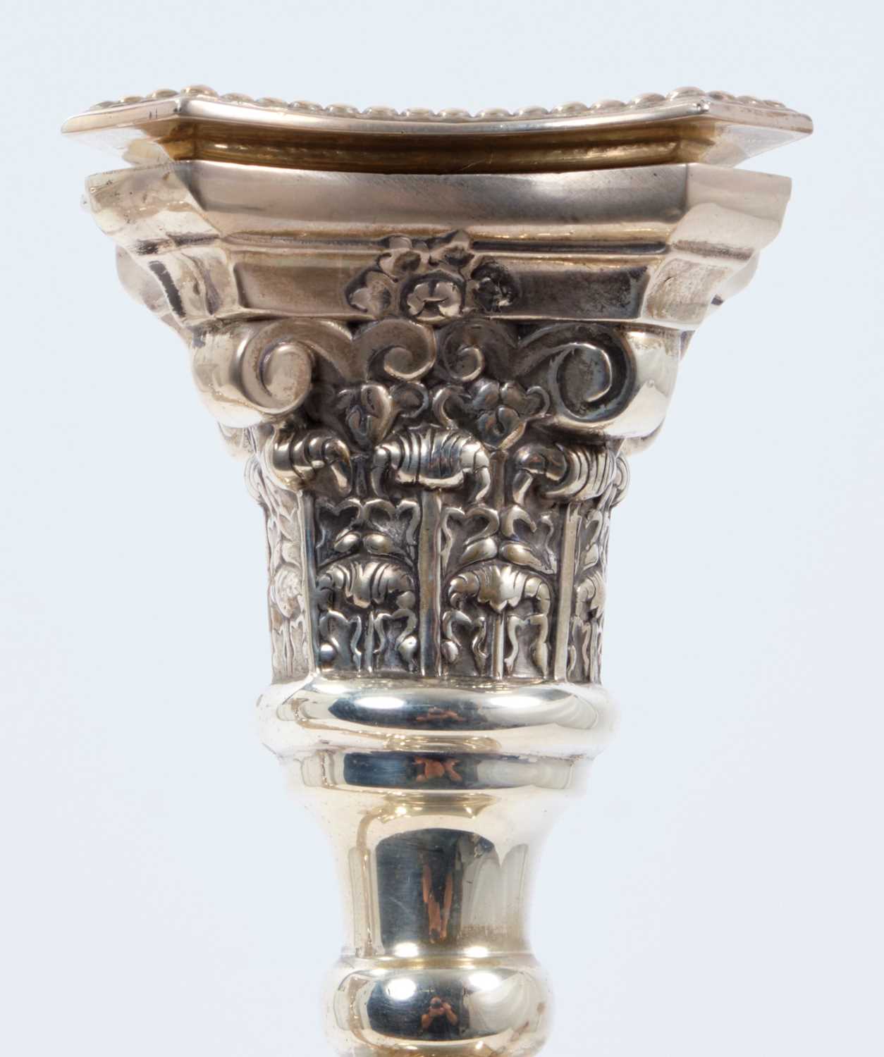 Pair late 1920s silver candles sticks in the Georgian style, with tapering columns - Image 2 of 2