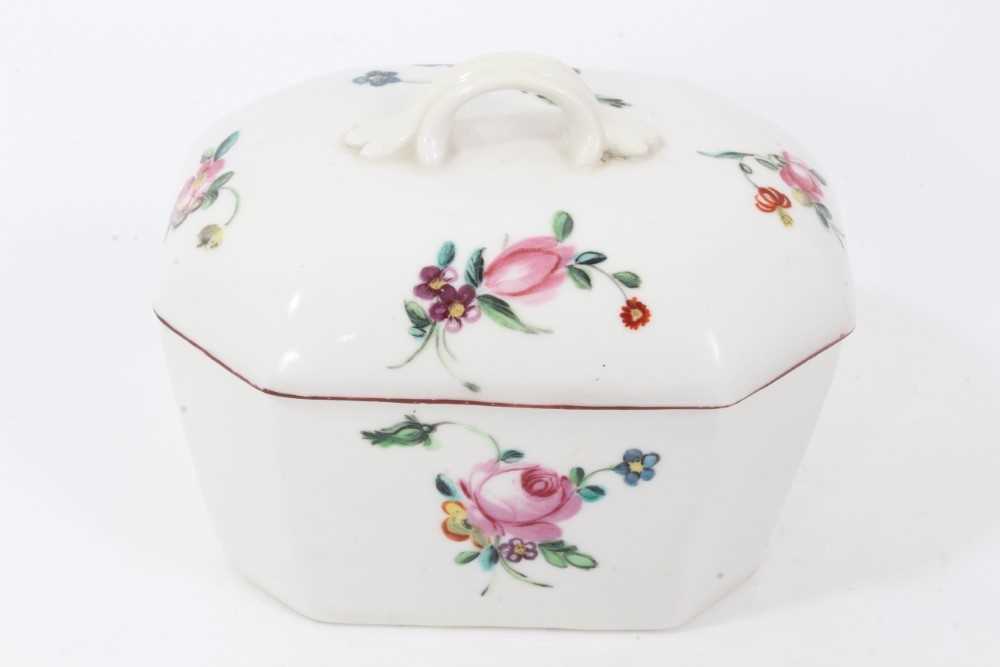 Derby canted rectangular butter tub and cover, circa 1760-65, polychrome painted with floral sprays, - Image 3 of 6