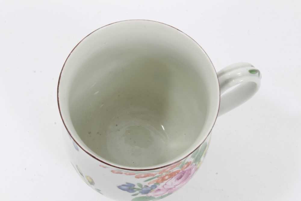 Worcester mug, circa 1760, of small baluster form, polychrome painted in the Rogers style with flowe - Image 4 of 6