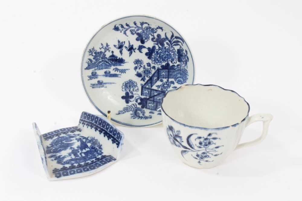 Rare Worcester blue and white teacup, a Caughley asparagus server and a Lowestoft blue and white sau