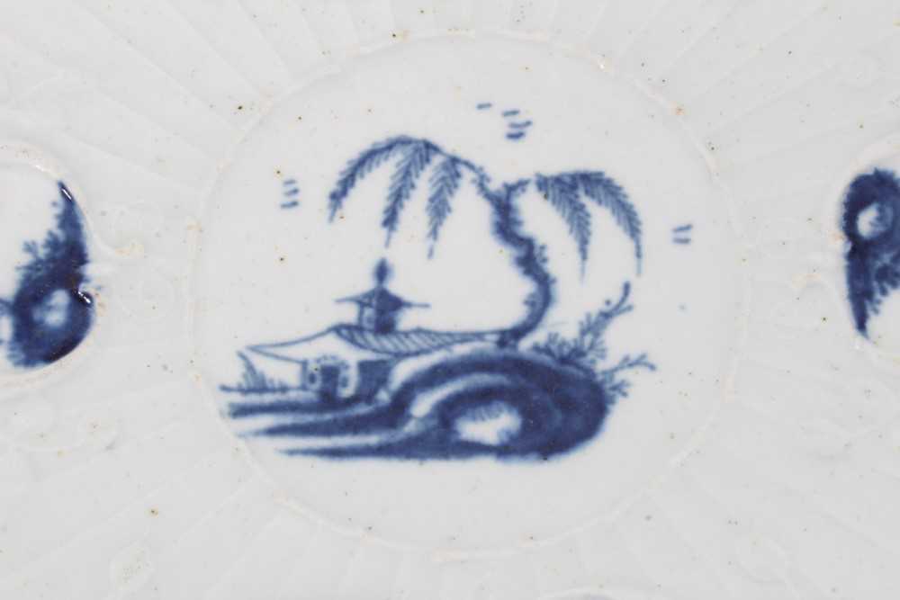 Worcester blue and white strap-fluted saucer dish, circa 1756, decorated with scrollwork panels cont - Image 2 of 9