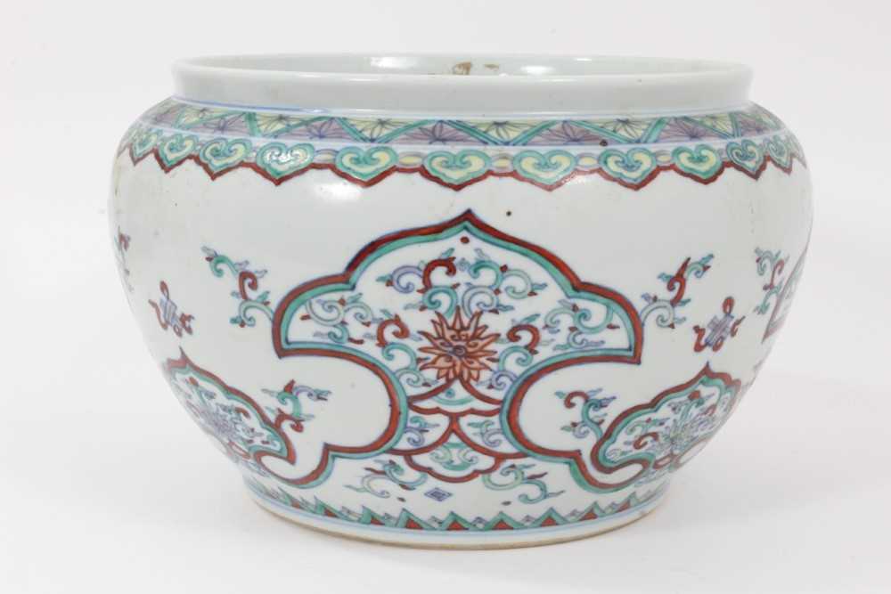 20th century Chinese porcelain jardinière decorated in the Doucai style with foliate patterns