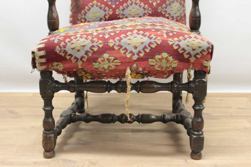 Good 17th century walnut armchair, the arched back and seat with Kelim upholstery on turned and bloc - Image 4 of 4