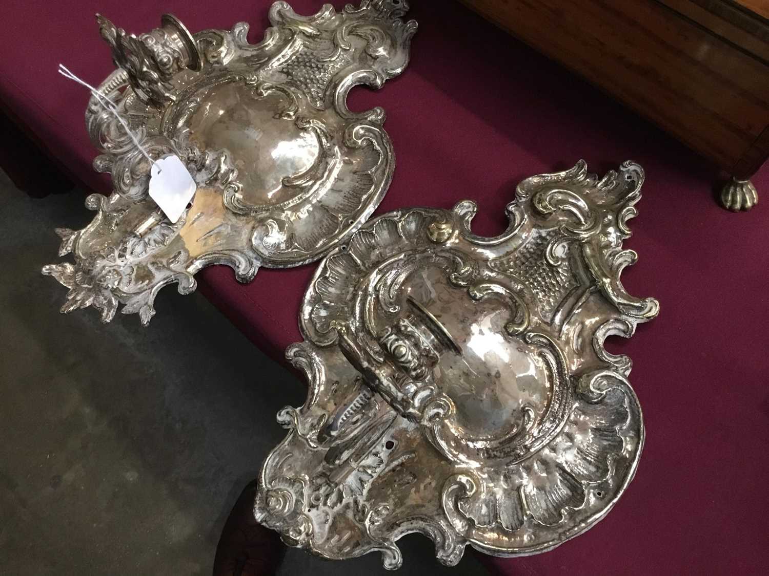 Pair of 19th century silvered rococo style wall sconces, cartouche form with projecting scrolled can - Image 4 of 5