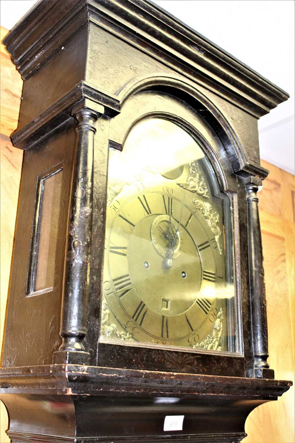 Frans De La Balle, London, Mid-18th century 8-day lacquered longcase, pendulum and two weights - Image 2 of 16