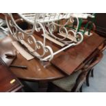 Victorian mahogany extending dining table