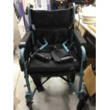 Folding wheel chair