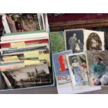 Large quantity of vintage and later postcards