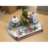 Early 20th century French Fiancé glazed inkstand with chinoiserie Figural decoration