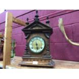 Mantel clock