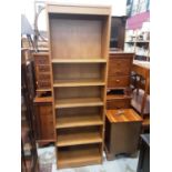 Modern open bookcase with adjustable shelves, 61cm wide, 29.5cm wide, 191cm high