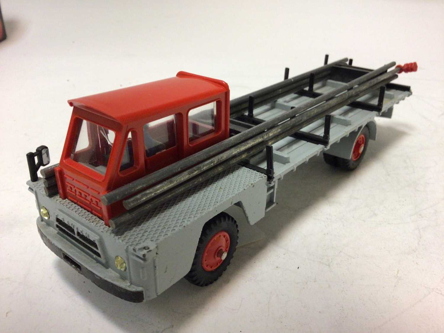 Dinky (French issue) Camion Savien Porte-Fer No. 885 boxed - Image 4 of 7