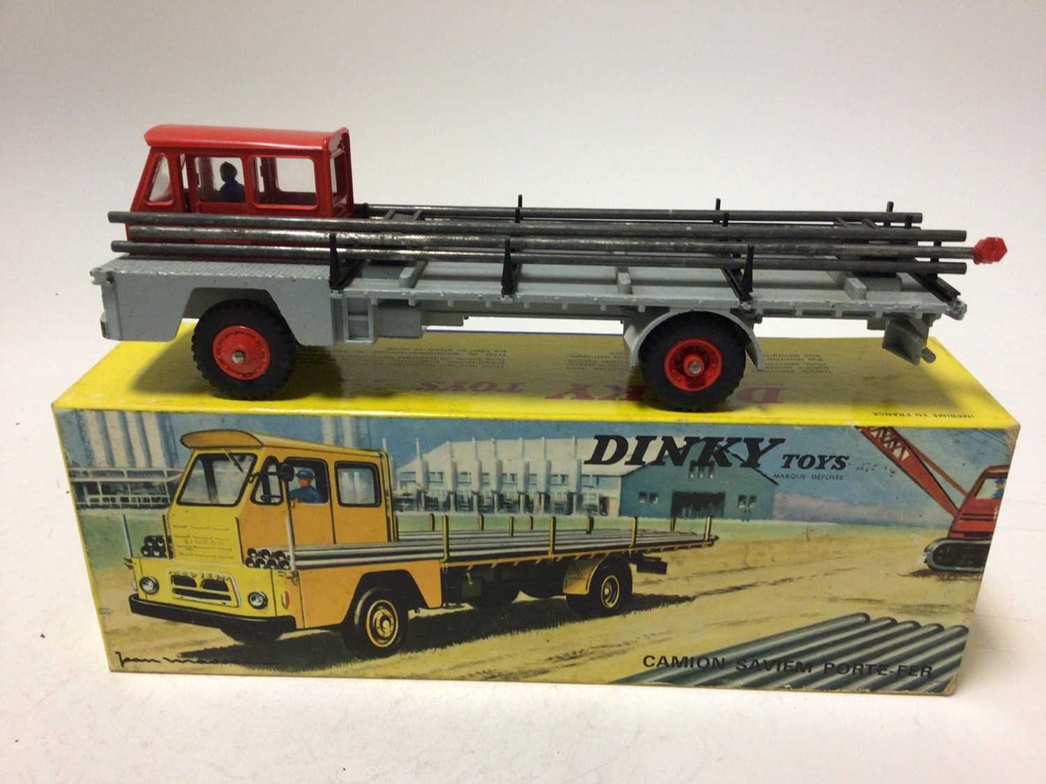 Dinky (French issue) Camion Savien Porte-Fer No. 885 boxed