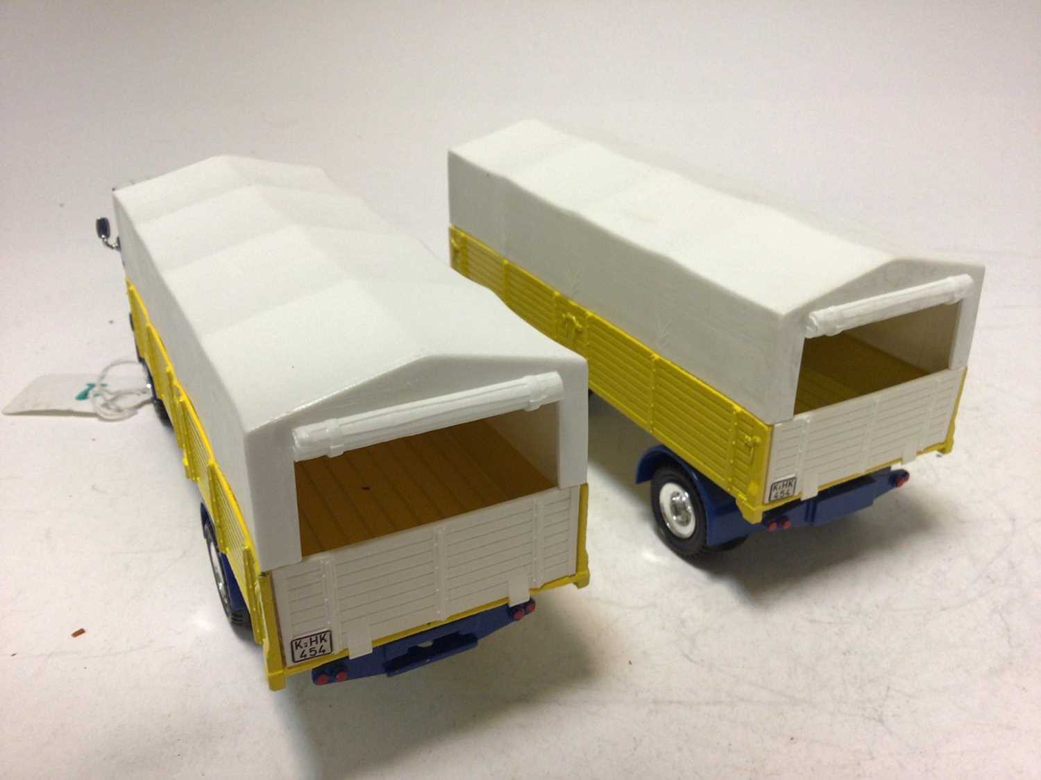 Dinky Mercedes-Benz truck and trailer No. 917 boxed - Image 6 of 6