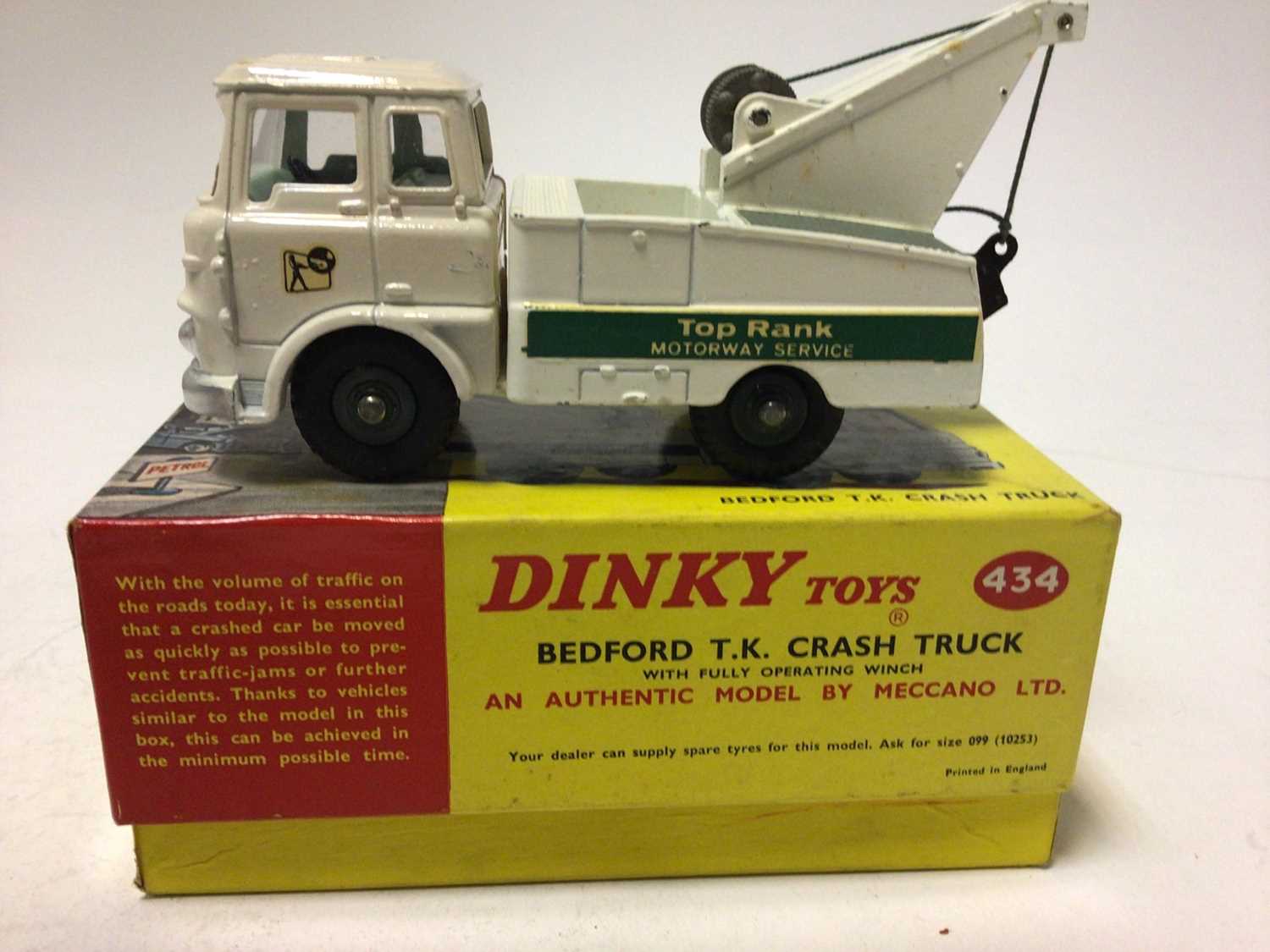 Dinky Bedford TK crash truck No. 434 boxed - Image 2 of 5