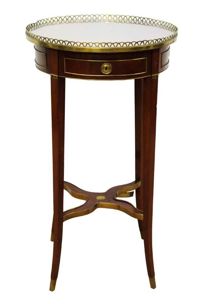 Early 19th century Continental circular side table