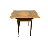 Fine quality Sheraton style figured mahogany and satinwood inlaid pembroke table