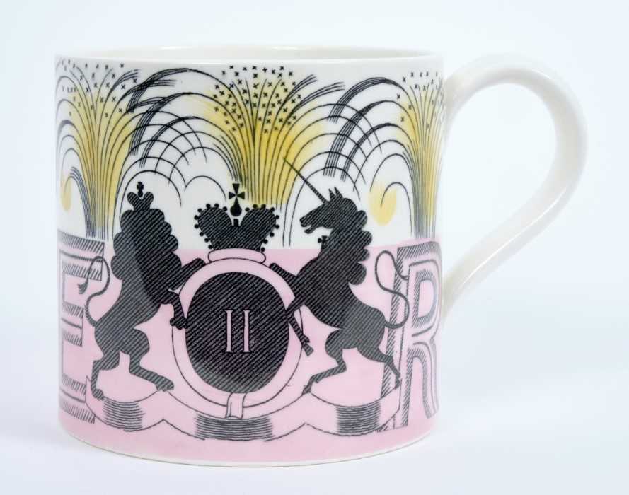 The Coronation of H.M.Queen Elizabeth II 1953, scarce Eric Ravilious designed Wedgwood Souvenir mug - Image 2 of 5