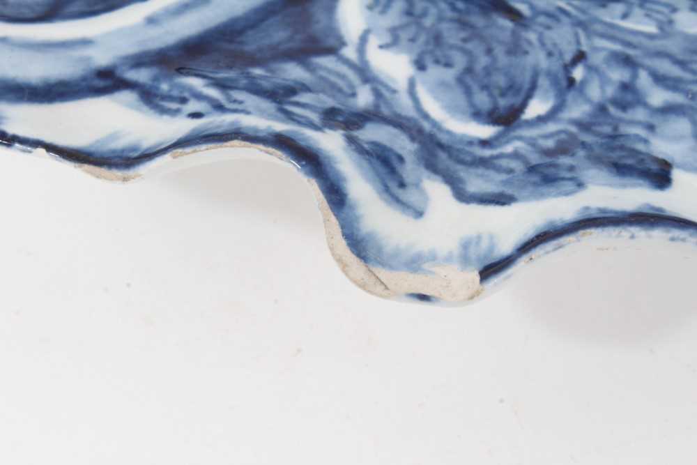 Bow blue and white leaf-shaped dish, circa 1760, 21cm across - Image 3 of 5