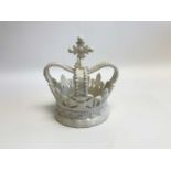 H.M Queen Elizabeth II 1953 Coronation unusual Art Pottery Crown