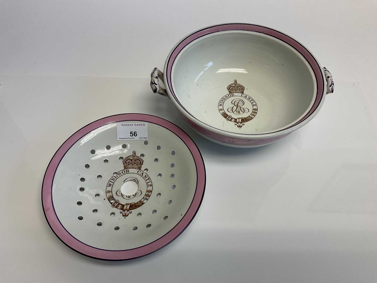 H.M. King Edward VII Windsor castle soap dish - Image 2 of 10