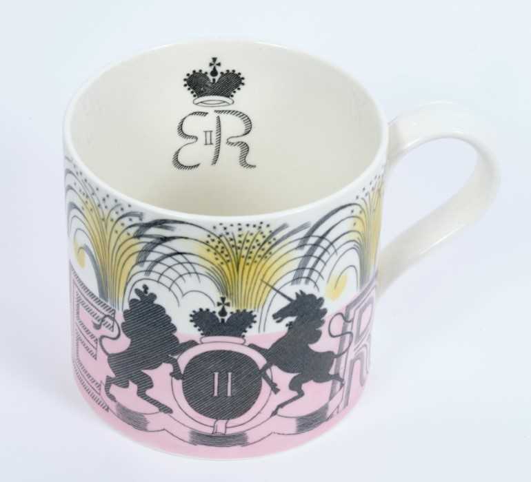 The Coronation of H.M.Queen Elizabeth II 1953, scarce Eric Ravilious designed Wedgwood Souvenir mug - Image 4 of 5