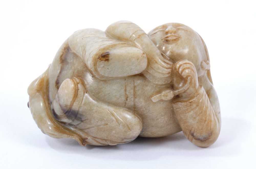 Good Chinese carved mottled jade figural group, 19th century or earlier - Image 2 of 6