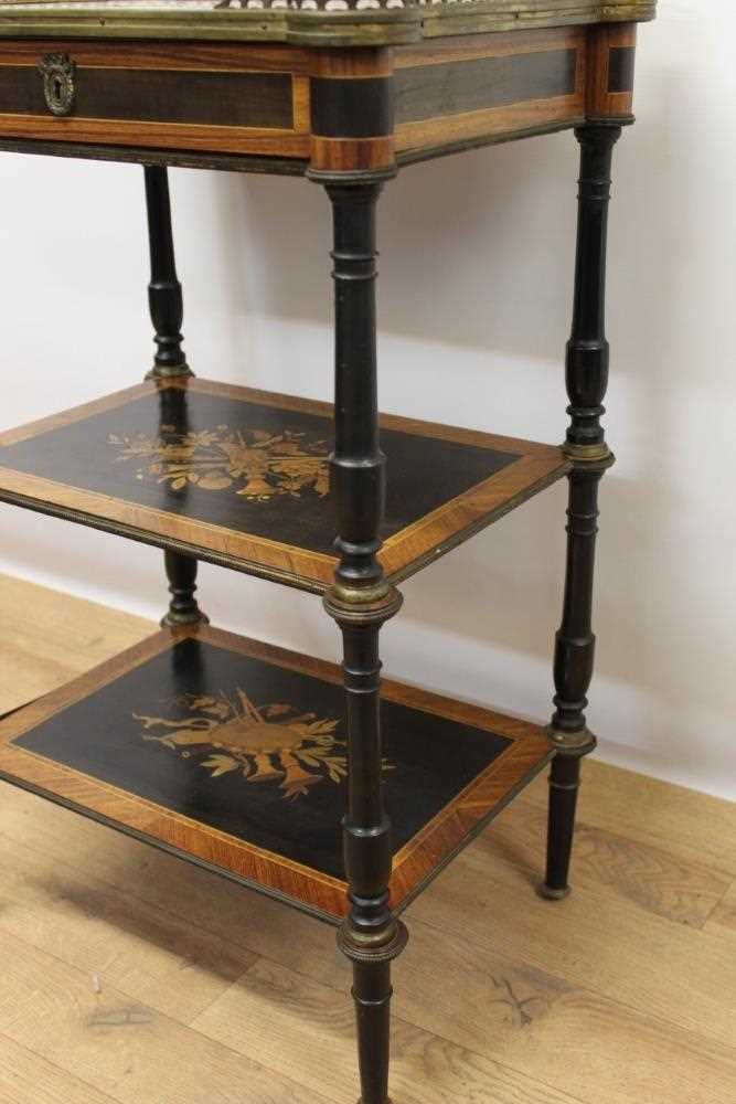 Good 19th century French marquetry inlaid three tier étagère - Image 7 of 7