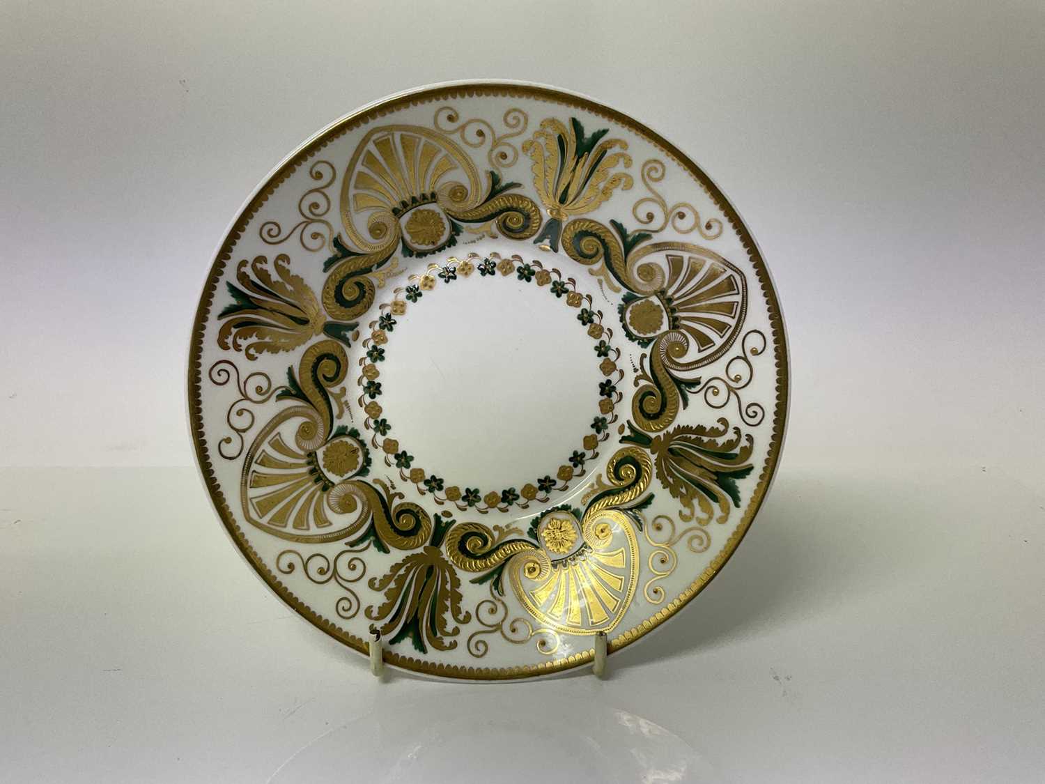 Regency period Spode porcelain saucer dish with good quality gilt and green decoration on white grou