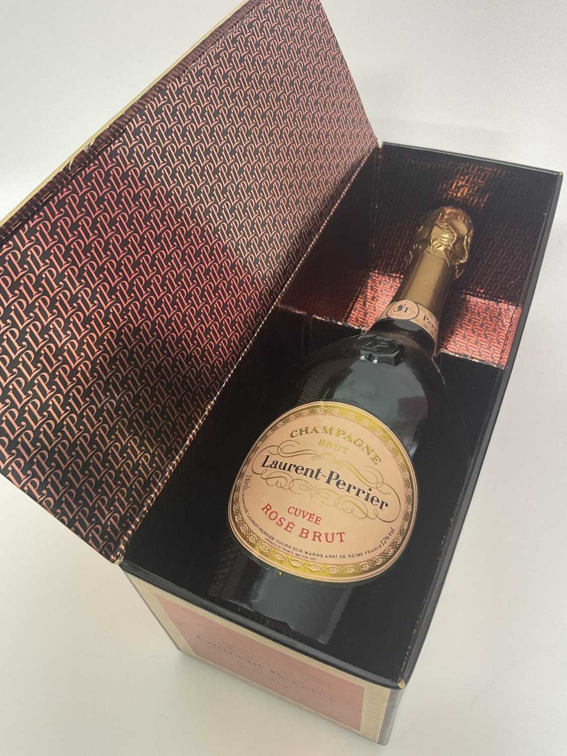 Two bottle s of champagne to include Laurent-Perrier Cuvée Rosé Brut in box, and Lanson Brut Rosé Ch - Image 3 of 6