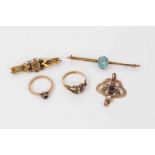 Group antique and later gold jewellery