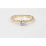 18ct gold diamond single stone ring with a brilliant cut diamond estimated to weigh approximately 0.