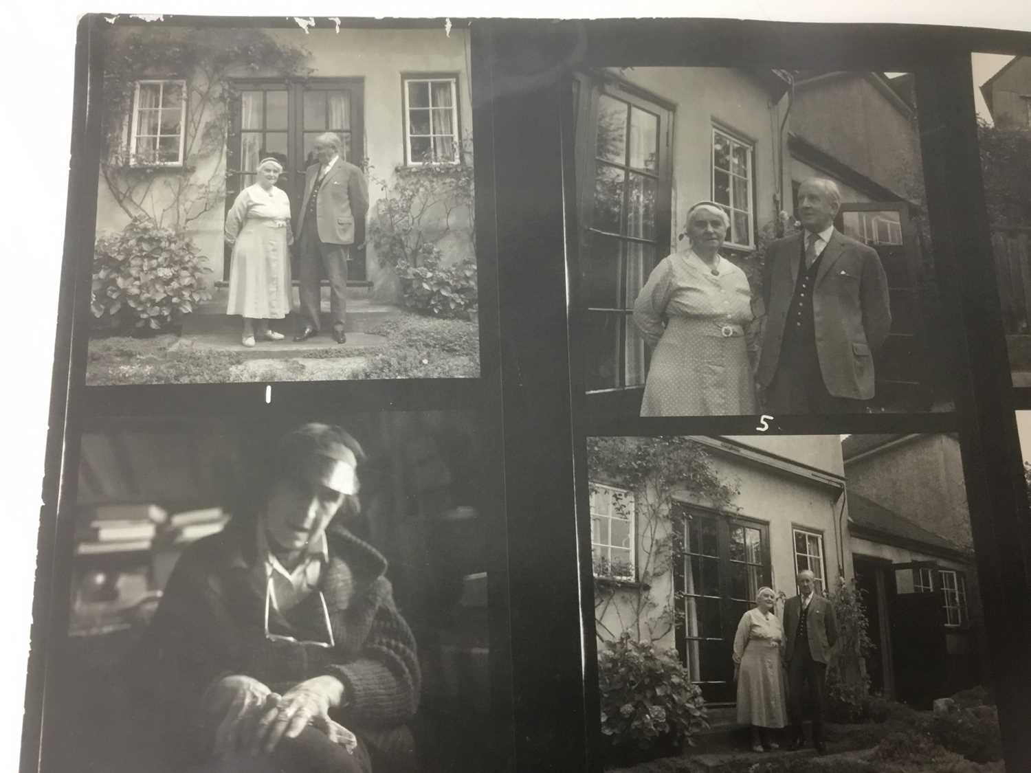 Pamela Chandler (1928-1993) four colour contact sheets taken of J. R, R. Tolkien and his wife Edith - Image 15 of 17