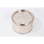 George V silver tea caddy/ biscuit box in the form of a paint tin, the top engraved 'JMB from RW. 19