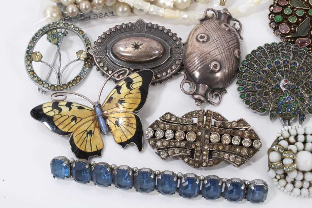 Group vintage costume jewellery - Image 2 of 8