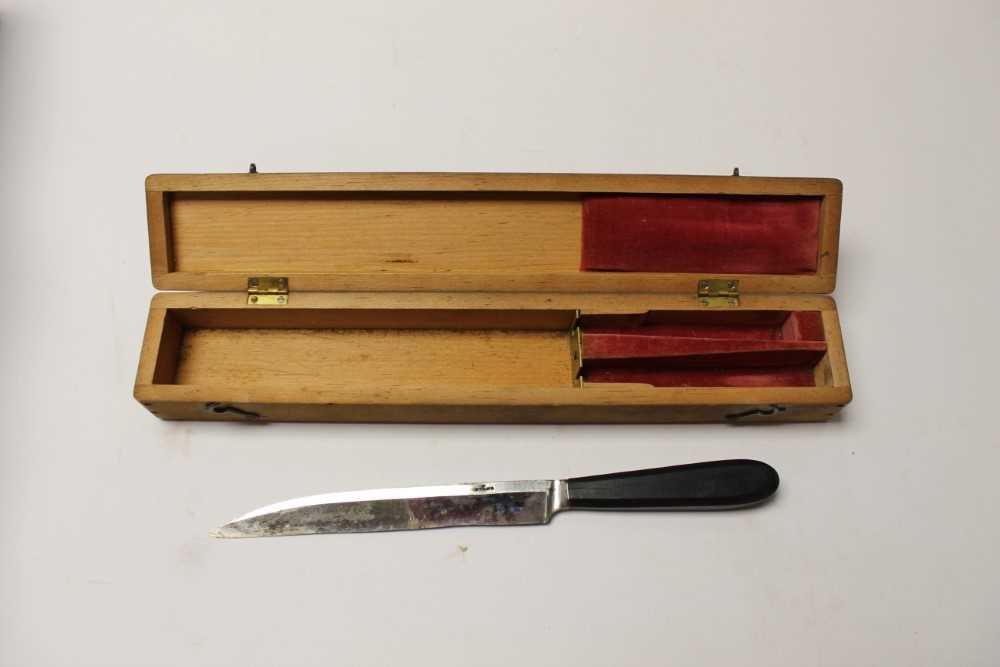 A surgical knife with ebony handle, signed Evans, together with an enema and assorted medical / dent - Image 5 of 6