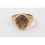 Edwardian 18ct gold signet ring