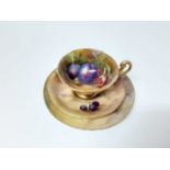 Good quality Royal Worcester fruit painted cup and saucer trio