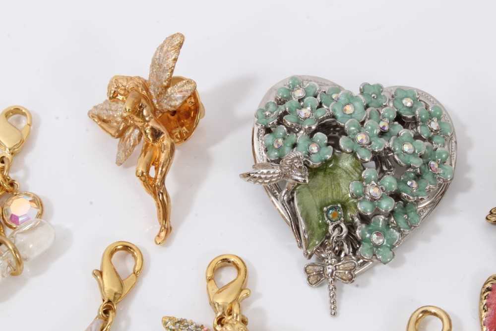 Collection Kirks Folly gilt metal fairy and Cupid charms, together with other Kirks Folly pins - Image 3 of 9