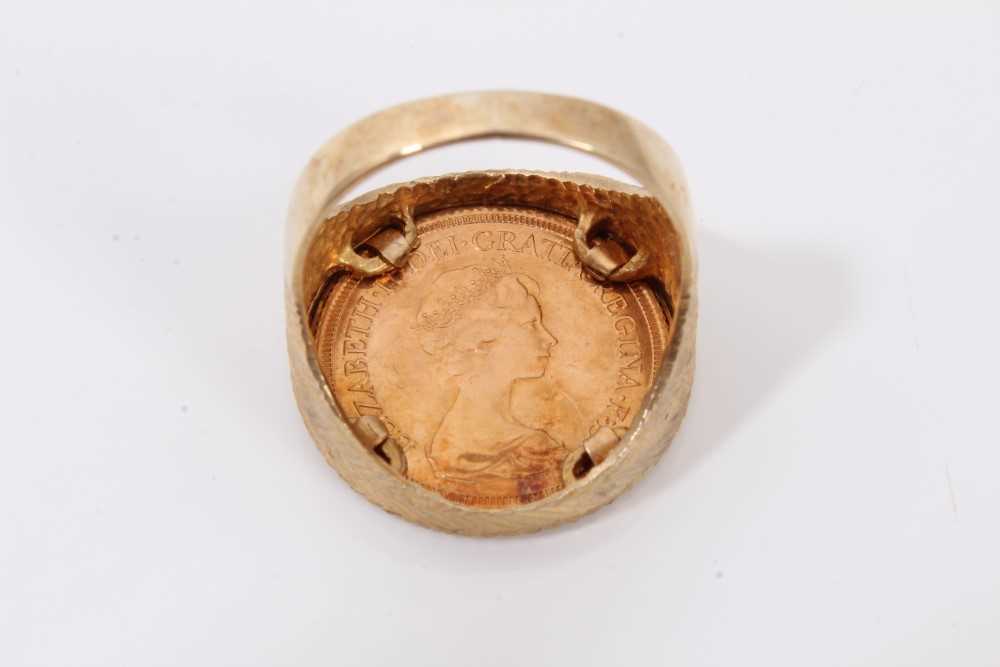 Elizabeth II gold sovereign, 1978, in 9ct gold ring mount - Image 3 of 3