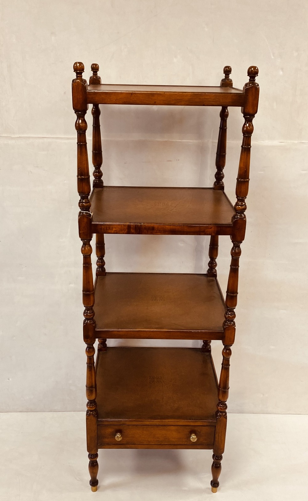 Good Quality Mahogany 4 Tier,