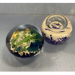 2 Decorative Paper Weights