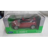 A Nex 1:24 scale model Range Rover Evoke new in box