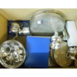 A quantity of modern silver plated items, including ice bucket, coasters, a boxed photograph frame