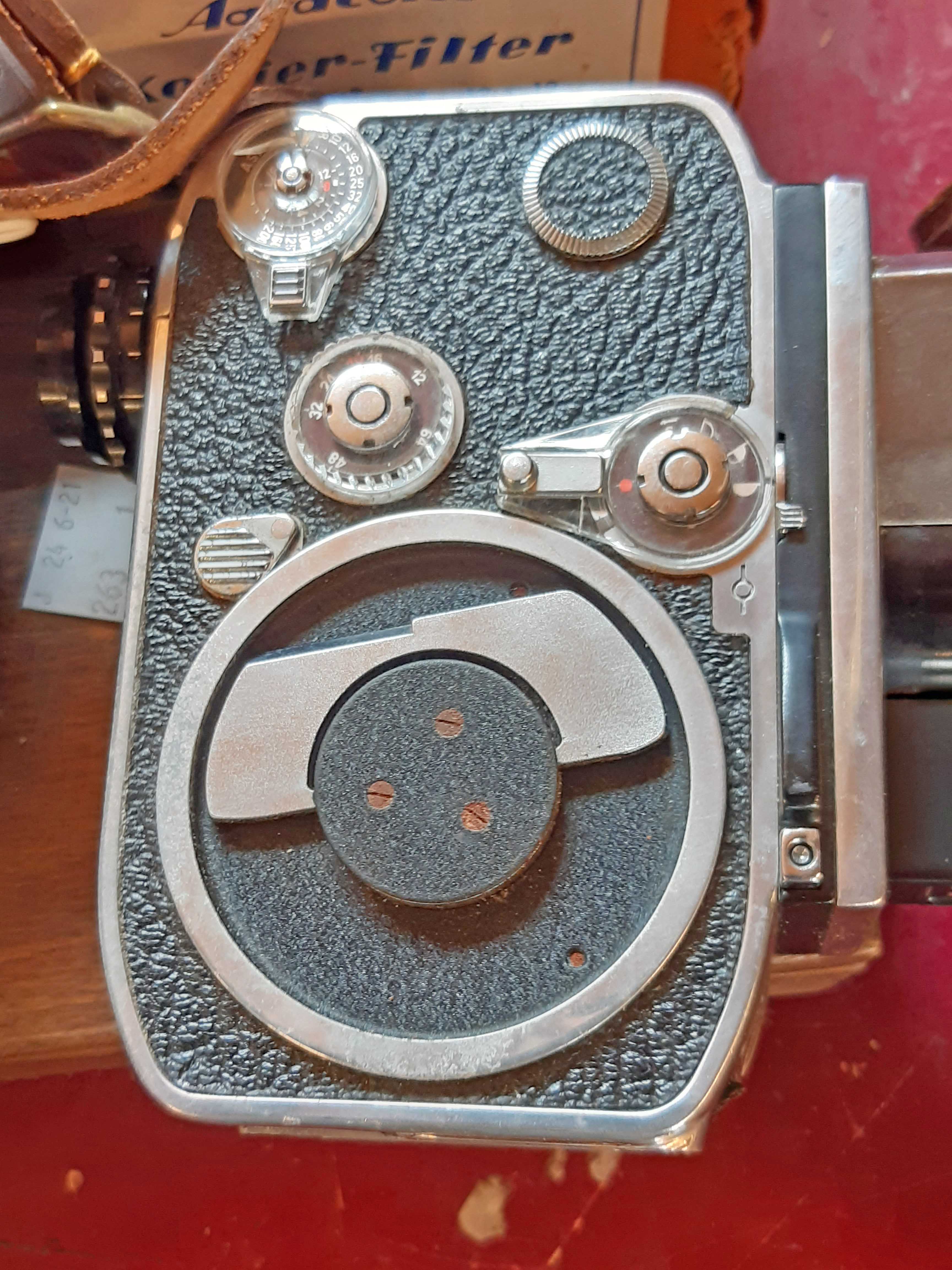 A vintage Bowlex zoom reflex cine camera - sold with a box of Agfa filters, a telescope and pair - Image 7 of 7